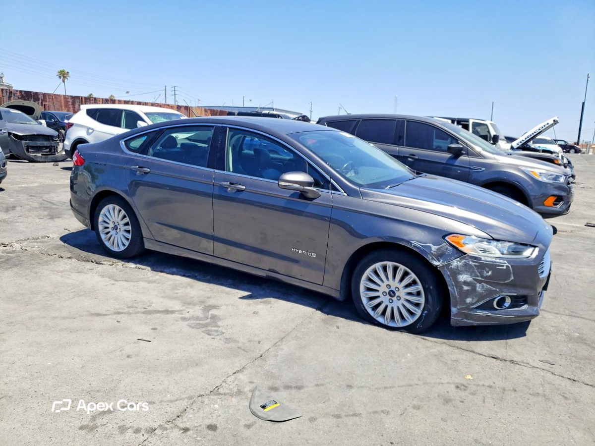 Ford Fusion 2016