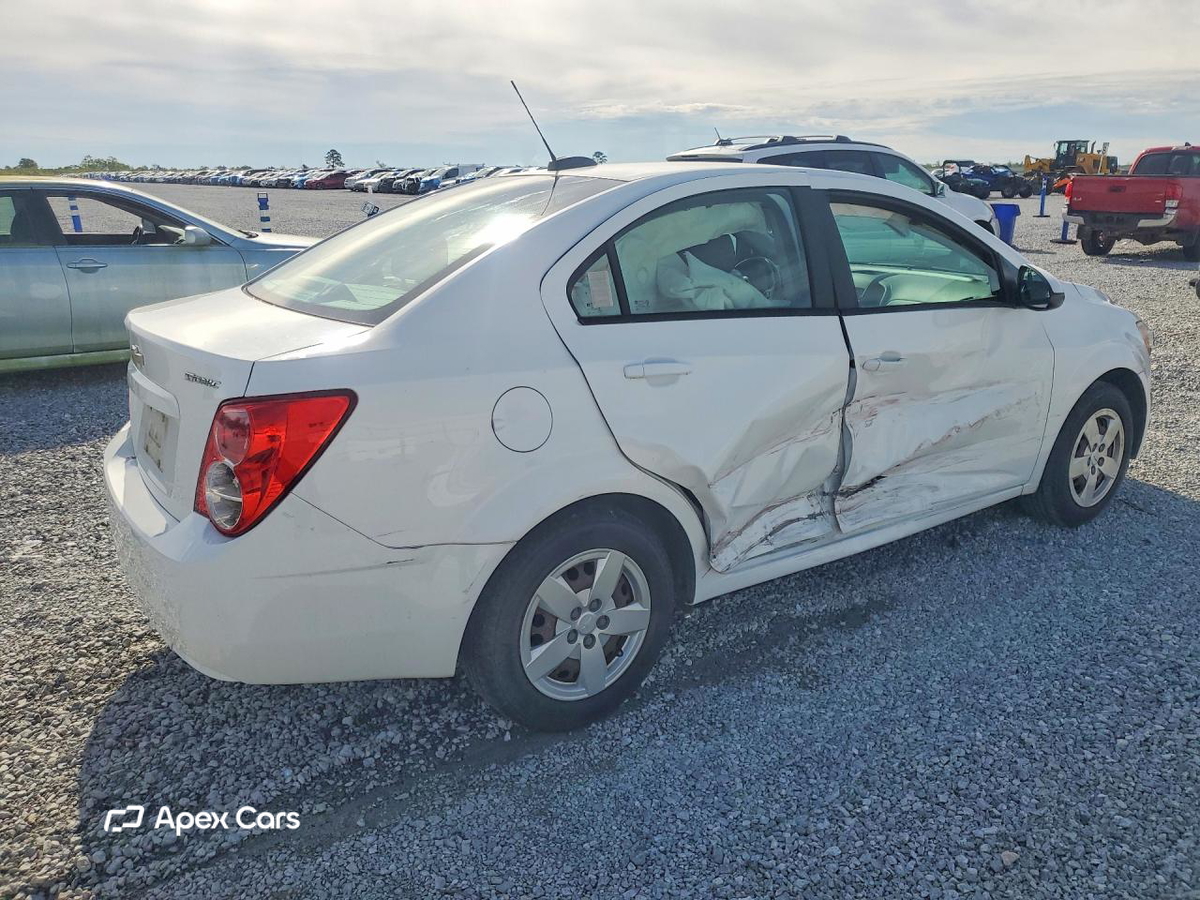 Chevrolet Sonic 2016