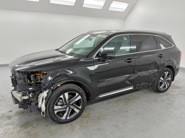 Kia Sorento 2023 - Image 1 of 15