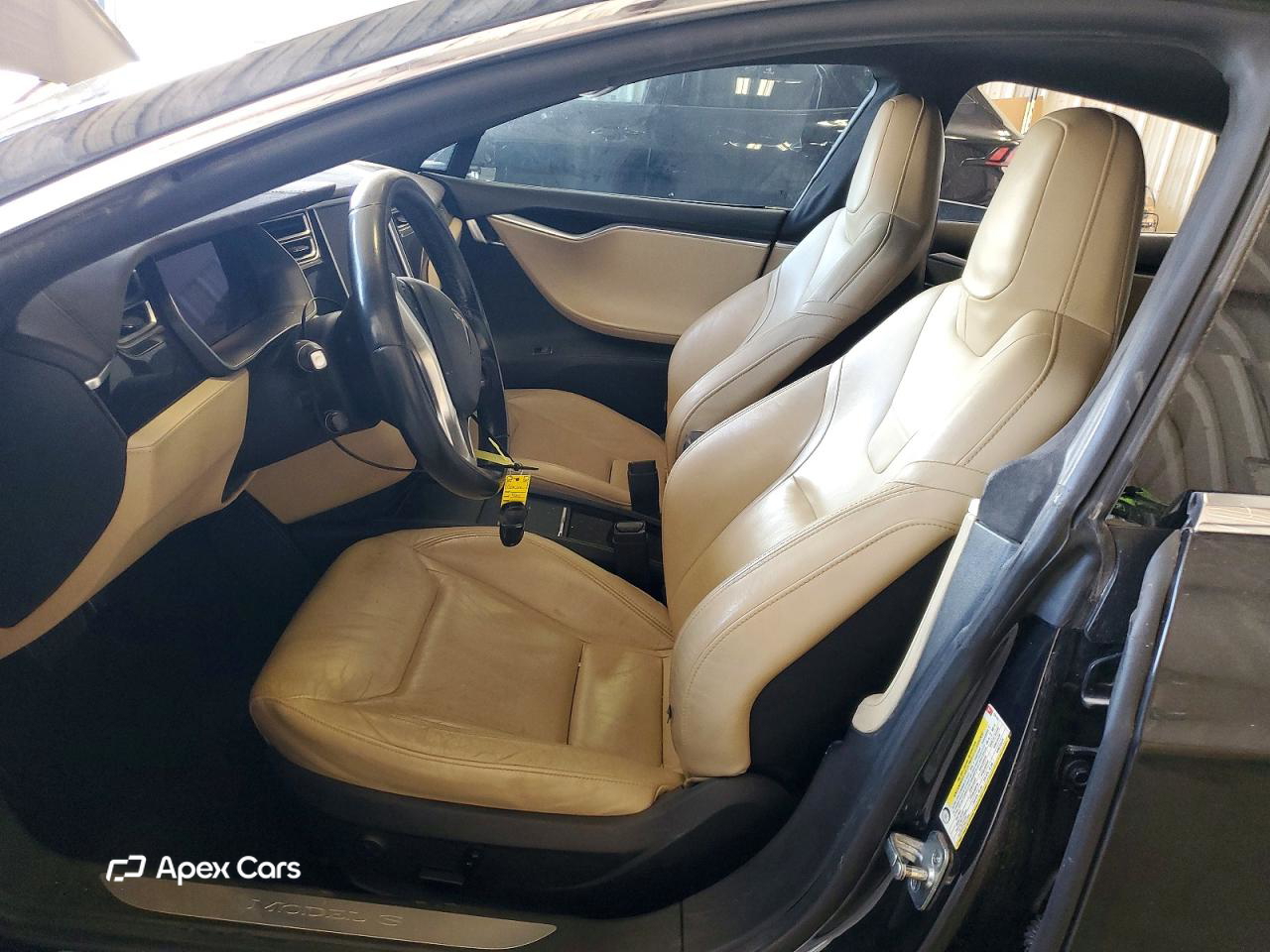 Tesla Model S 2016