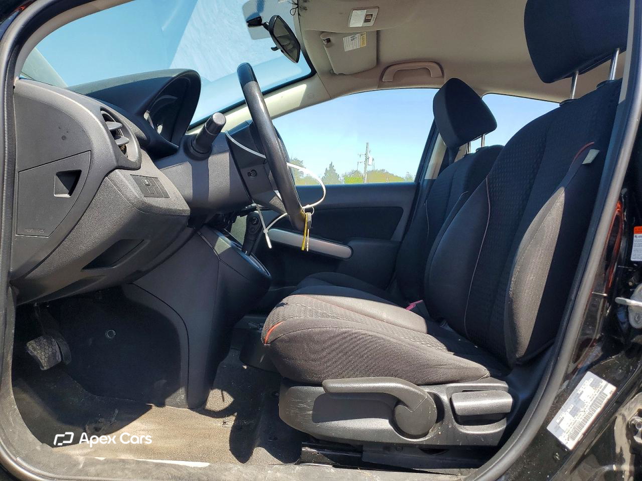Mazda 2 2011