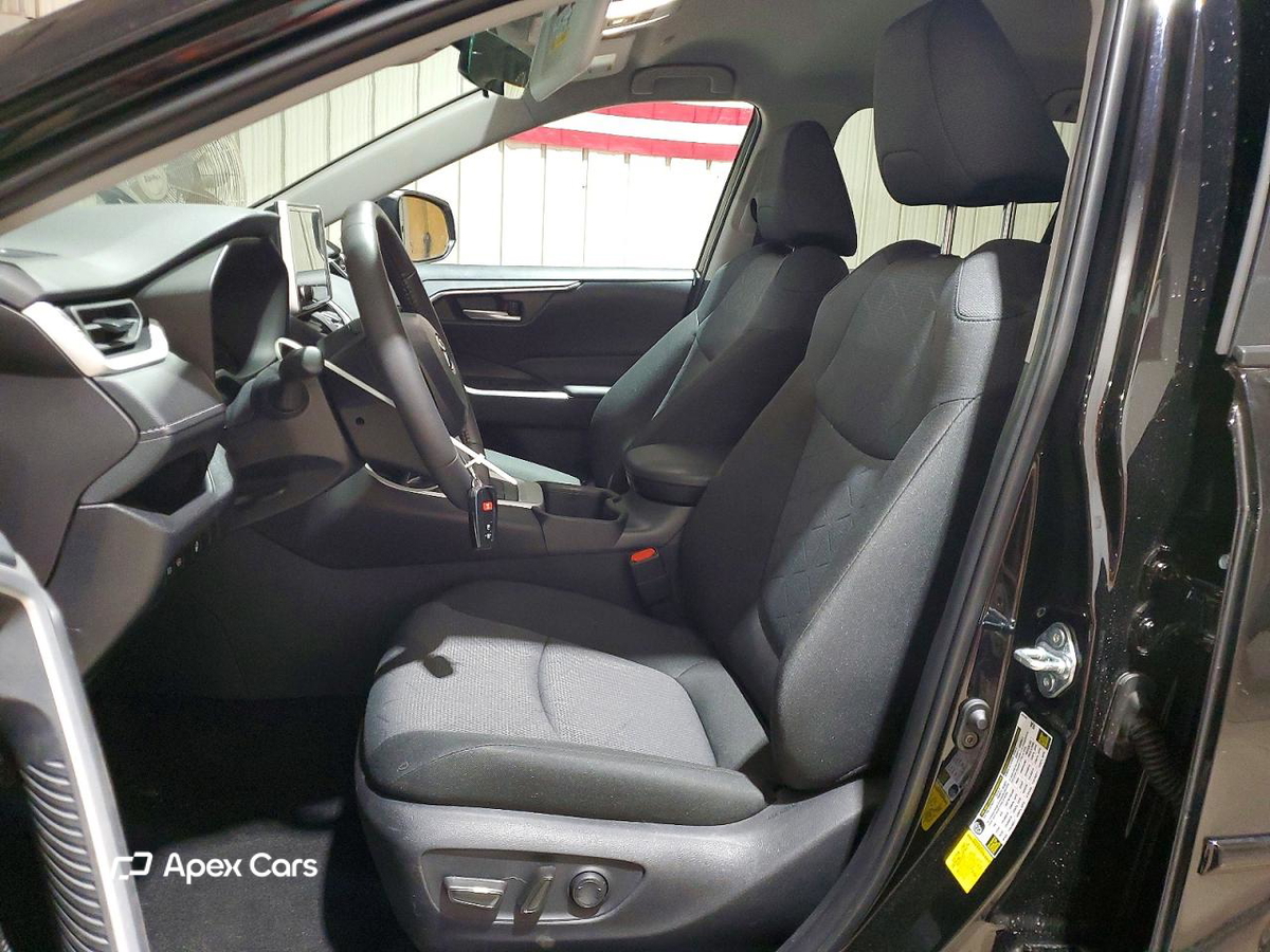 Toyota RAV 4 2025
