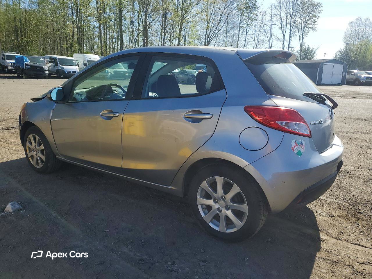 Mazda 2 2011