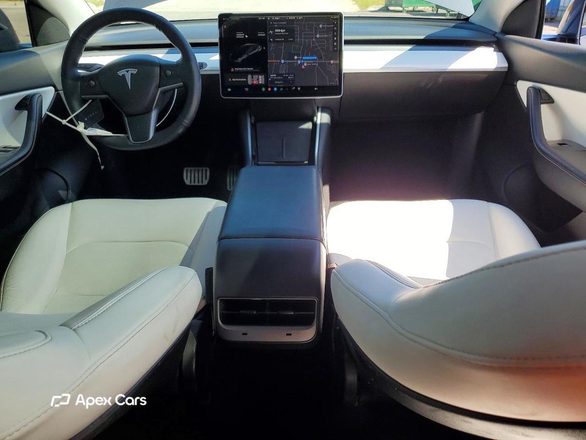 Tesla Model Y 2020
