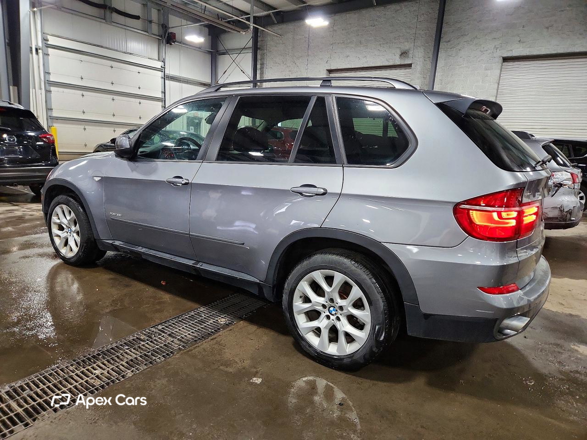 BMW X5 2011