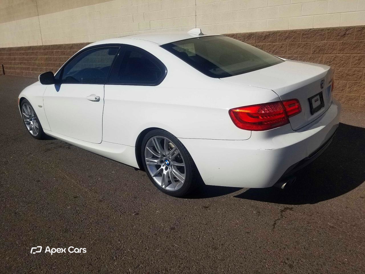 BMW Series 3 2011