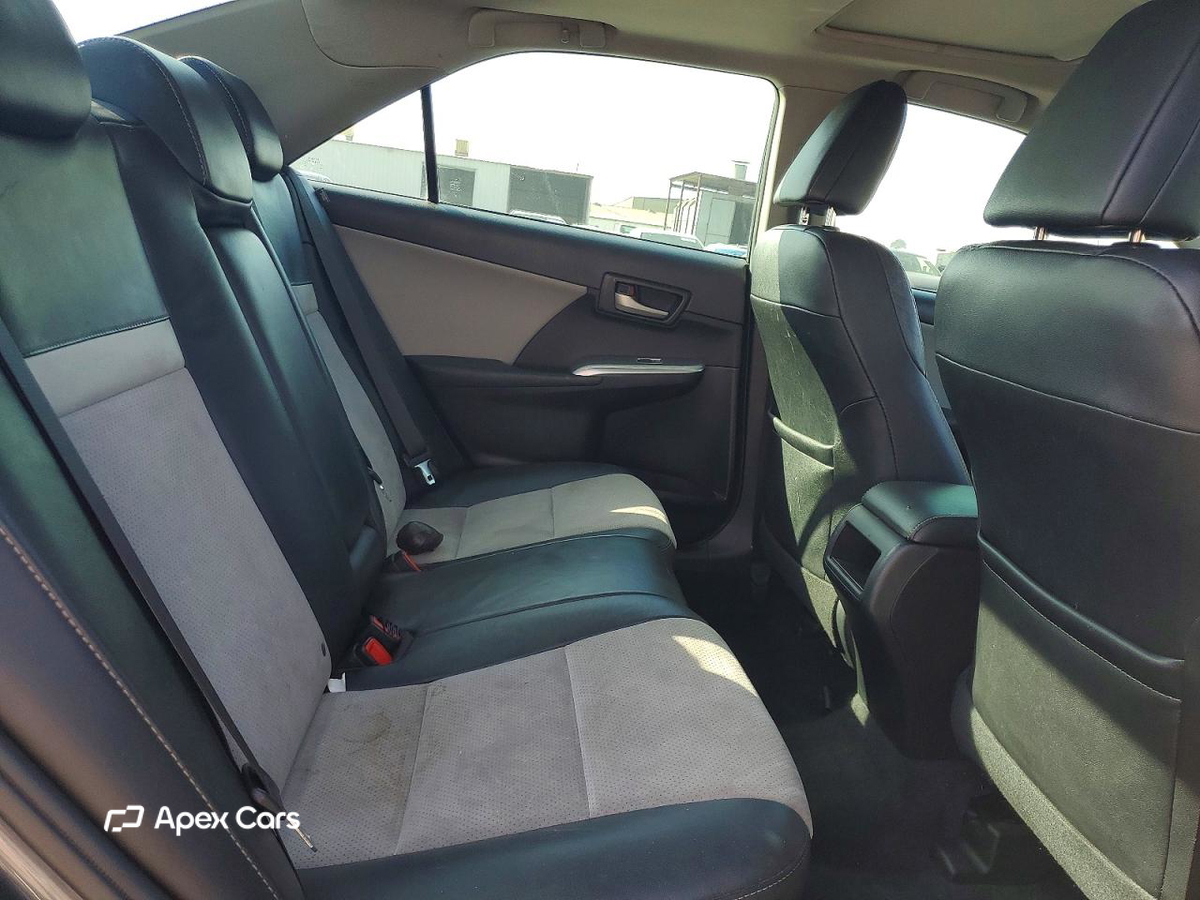 Toyota Camry 2012