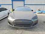 Tesla Model S 2015