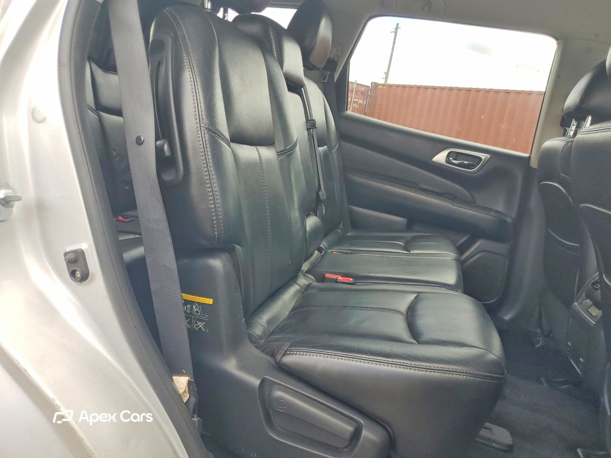 Nissan Pathfinder 2014