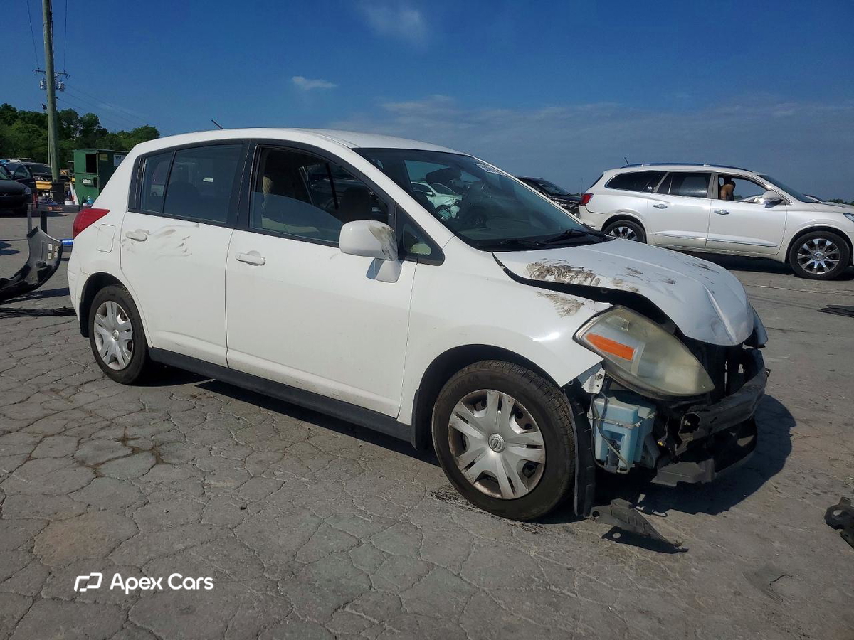 Nissan Versa 2010