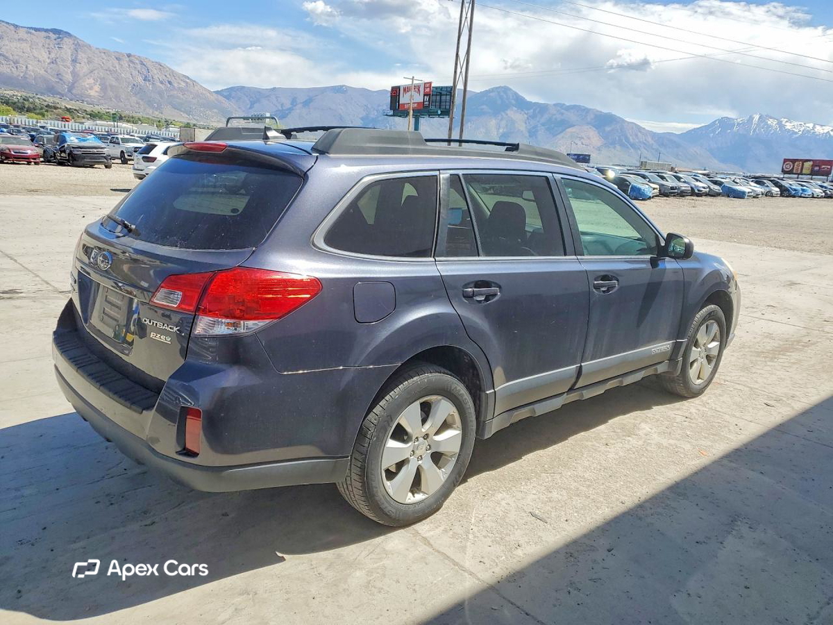 Subaru Outback 2011