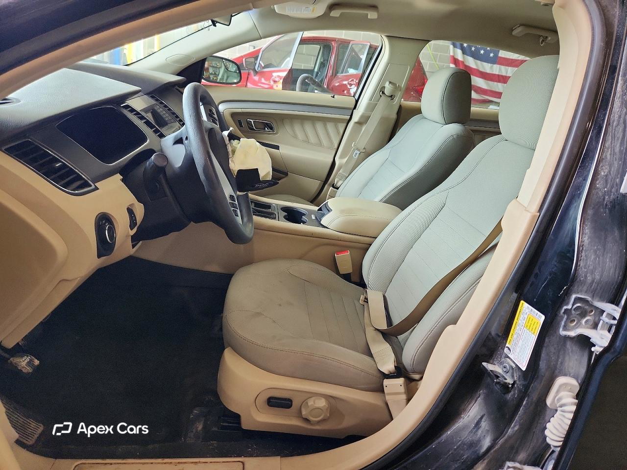 Ford Taurus 2016