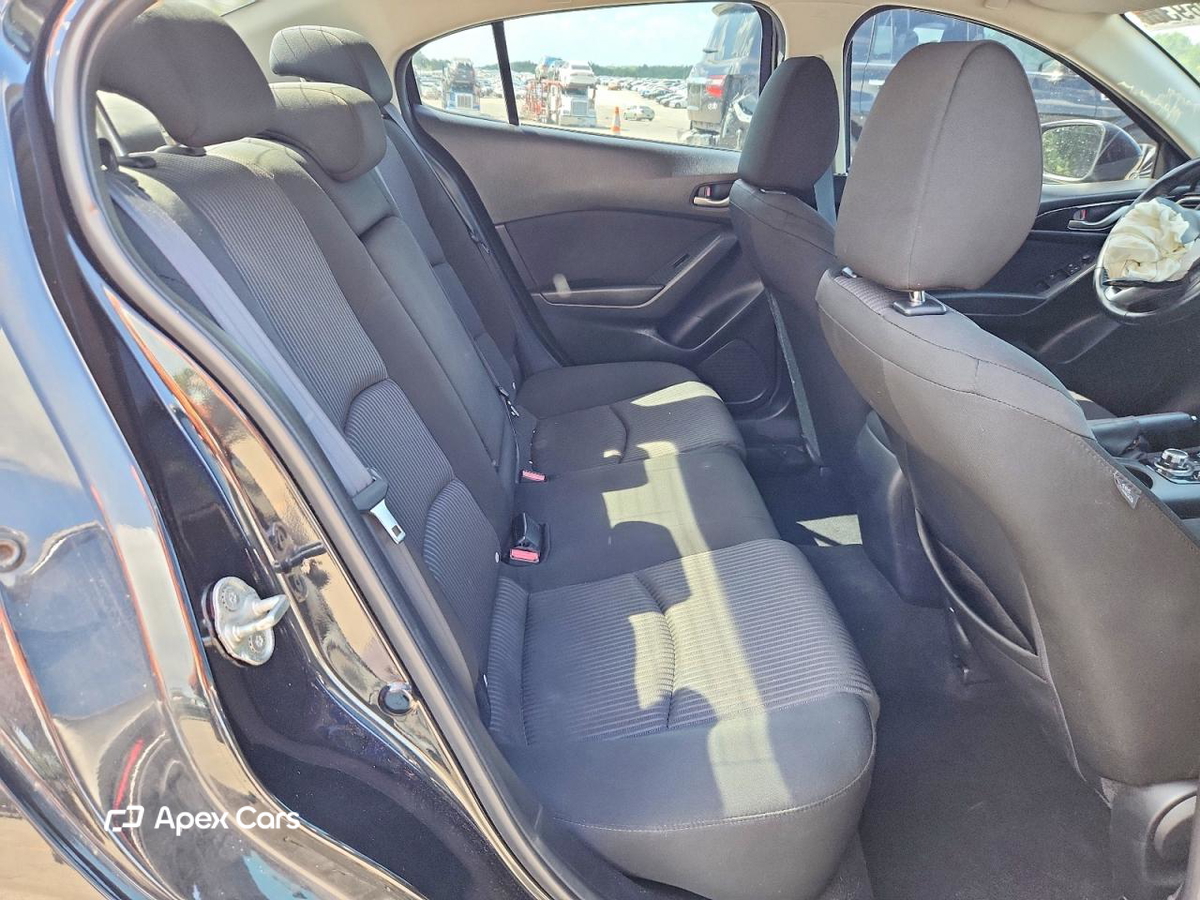 Mazda 3 2015