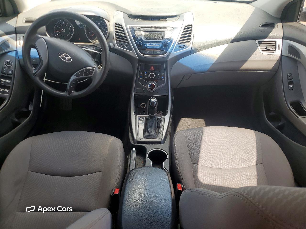 Hyundai Elantra 2015