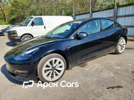 Tesla Model 3 2022 - Image 1 of 12