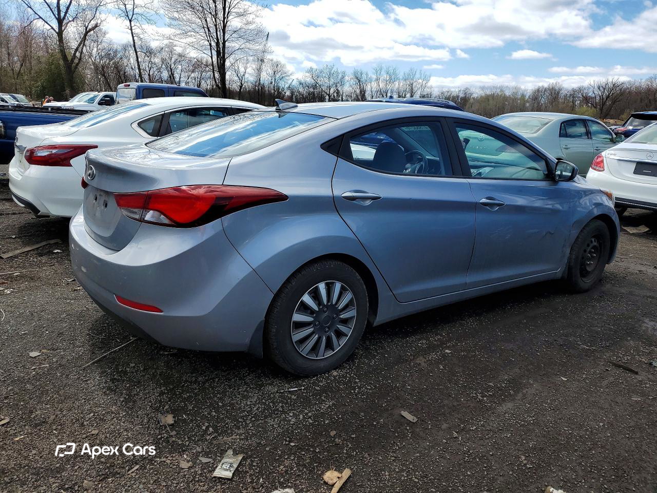 Hyundai Elantra 2016