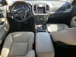 Chrysler 300 2017
