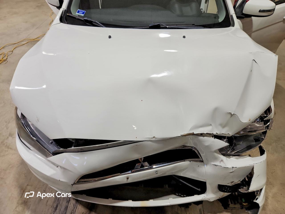 Mitsubishi Lancer 2015