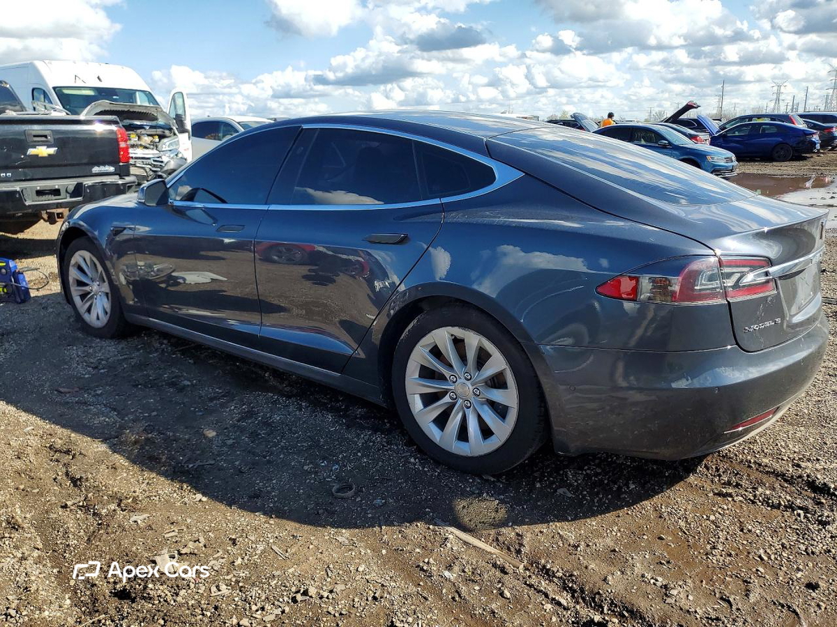 Tesla Model S 2017