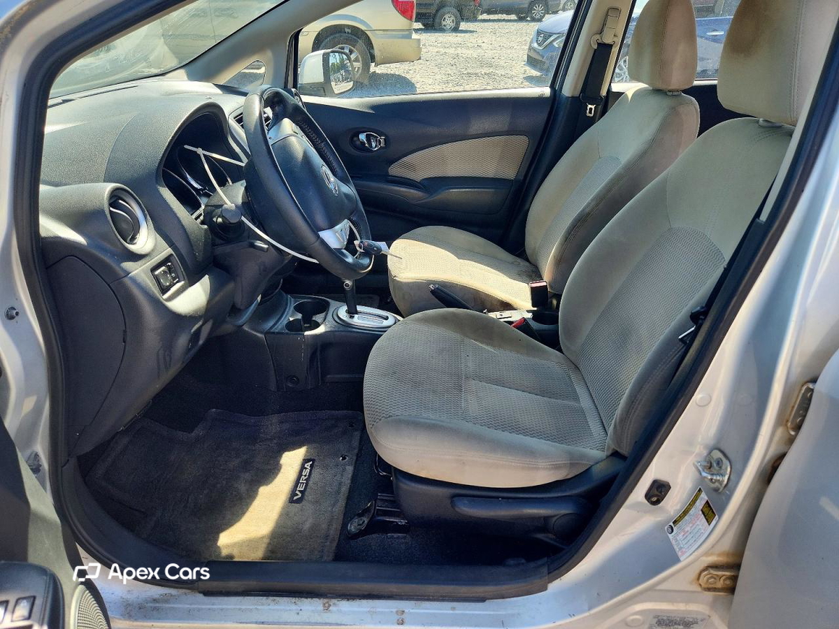 Nissan Versa 2014