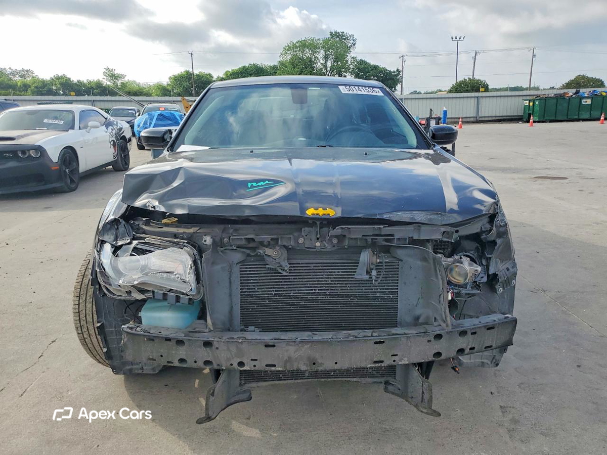 Chrysler 300 2019