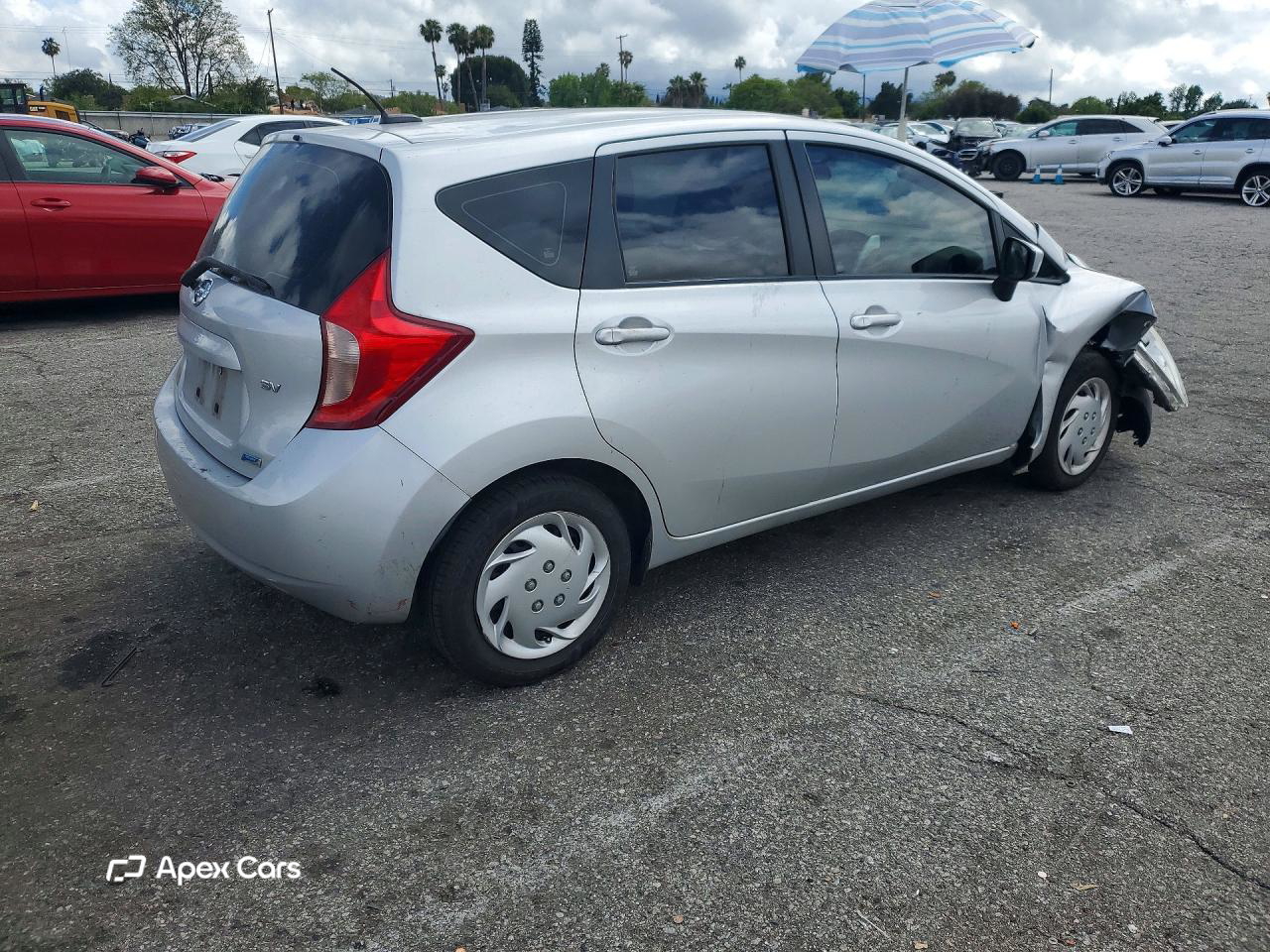 Nissan Versa 2016