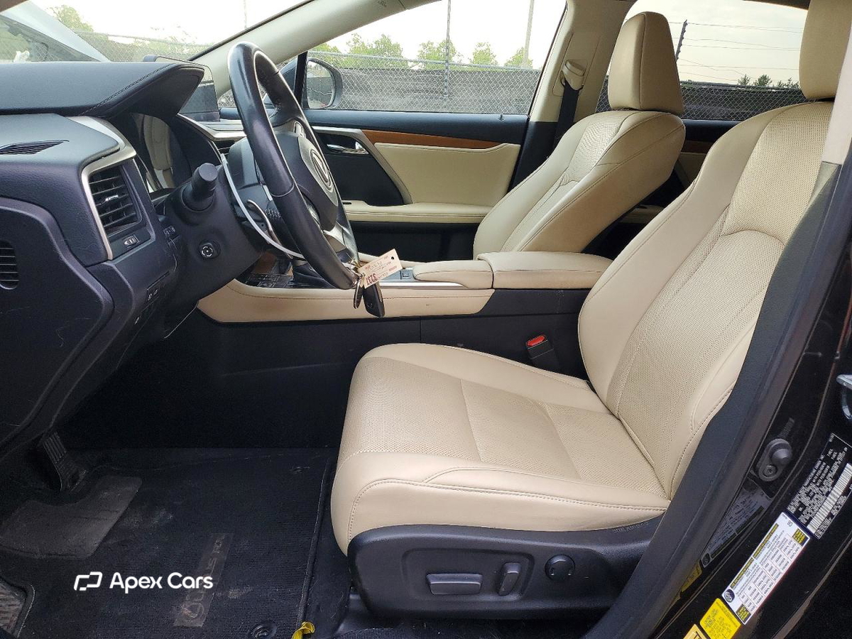 Lexus RX 2021