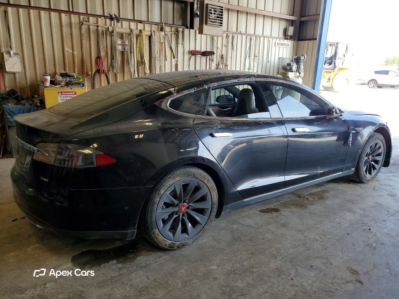 Tesla Model S 2016