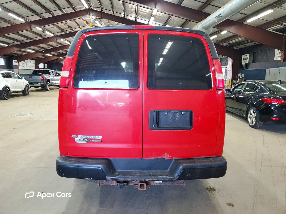 Chevrolet Express 2012