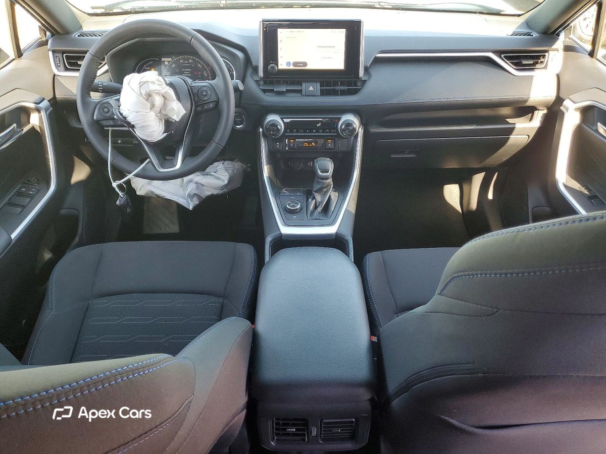 Toyota RAV 4 2025