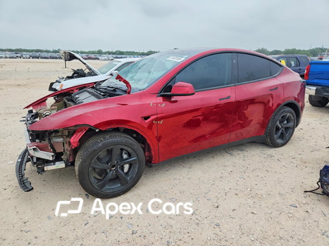 Tesla Model Y 2026 - Image 1 of 13