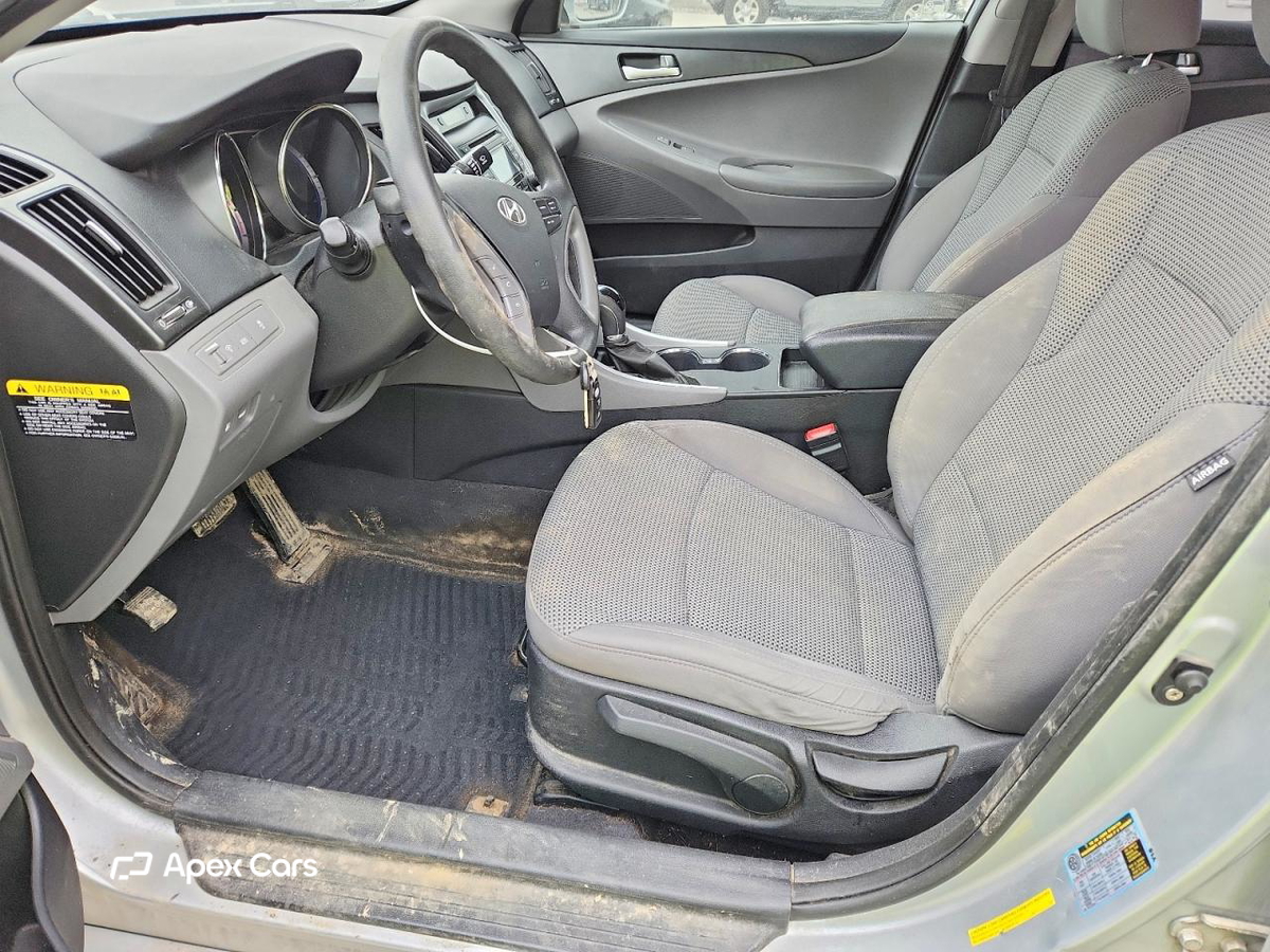 Hyundai Sonata 2012