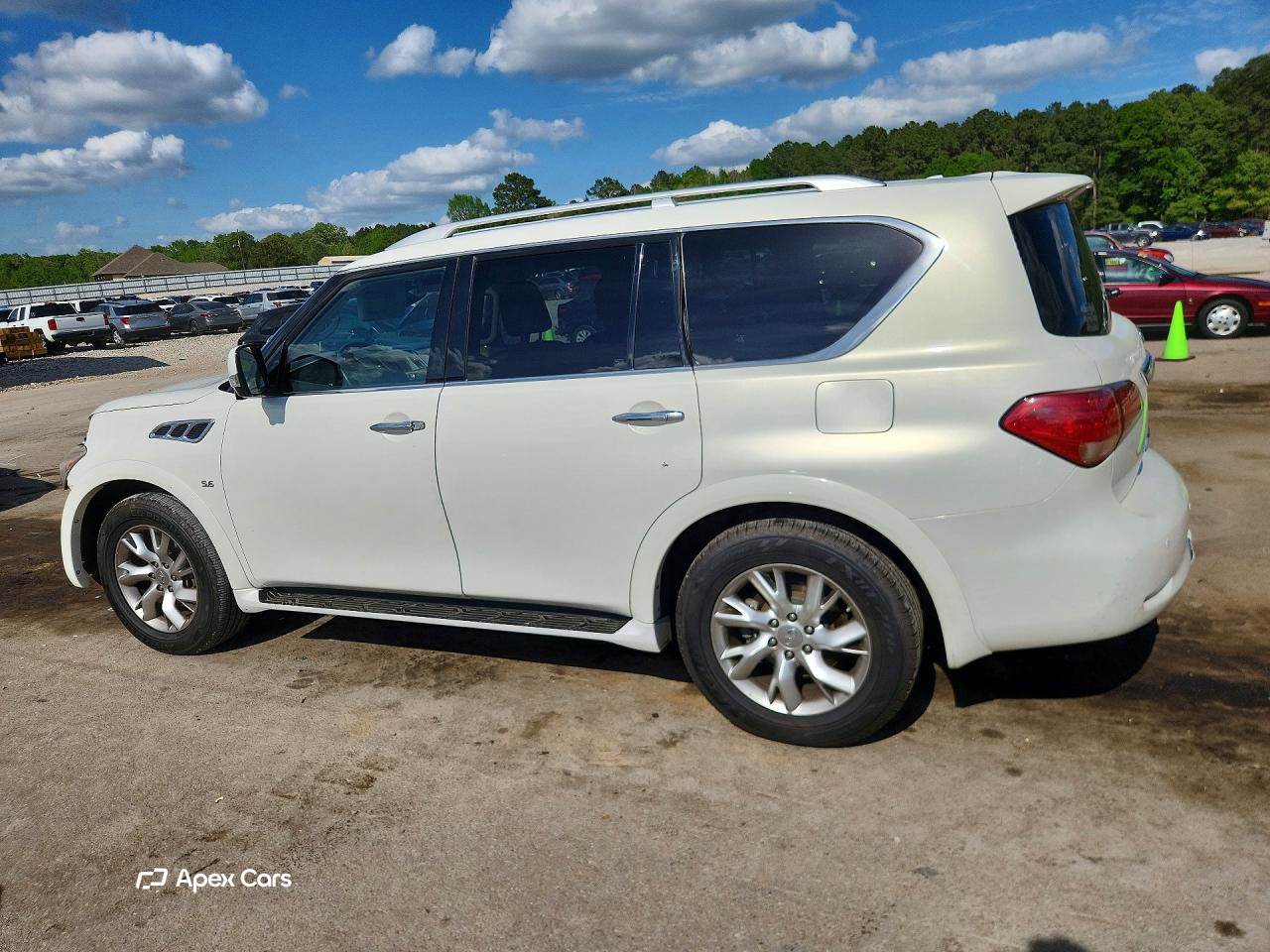 Infiniti QX80 2014