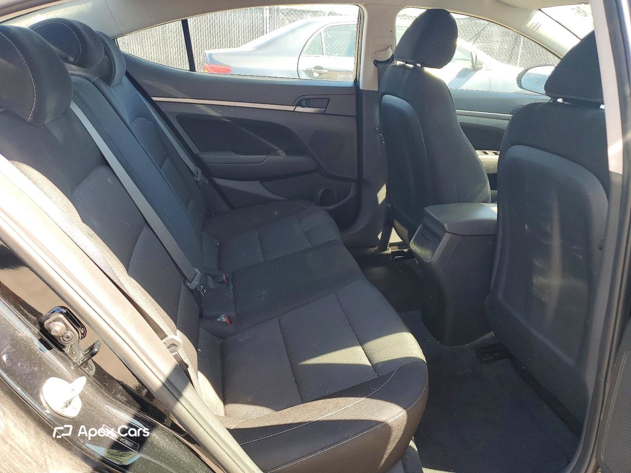 Hyundai Elantra 2018