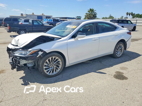 Lexus ES 2022 - Image 1 of 13
