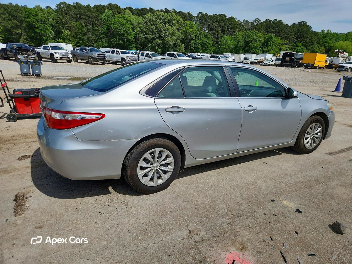 Toyota Camry 2016