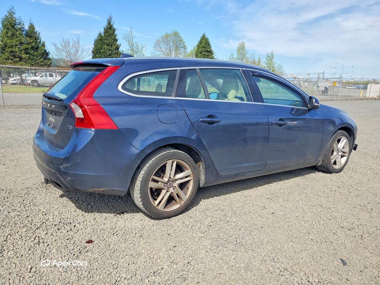 Volvo V60 2015