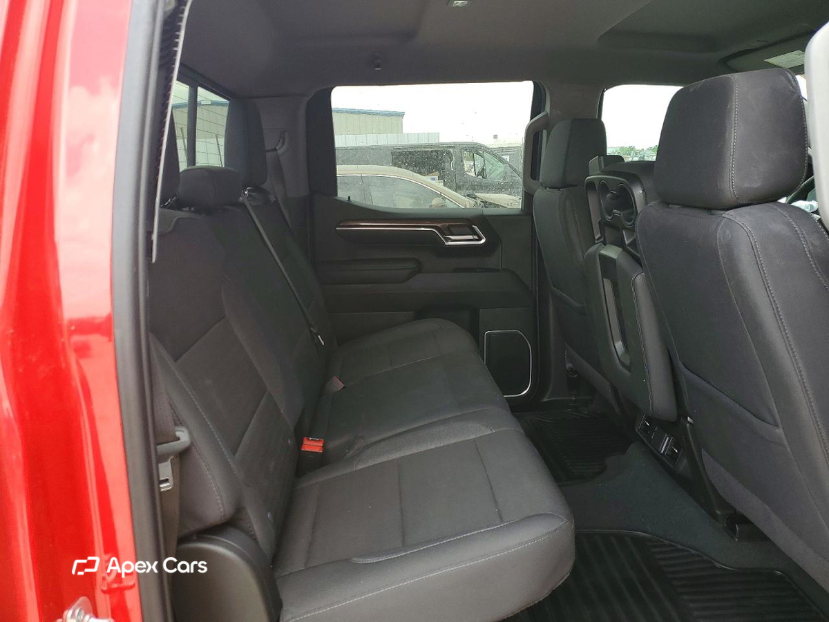 Chevrolet Silverado 2025