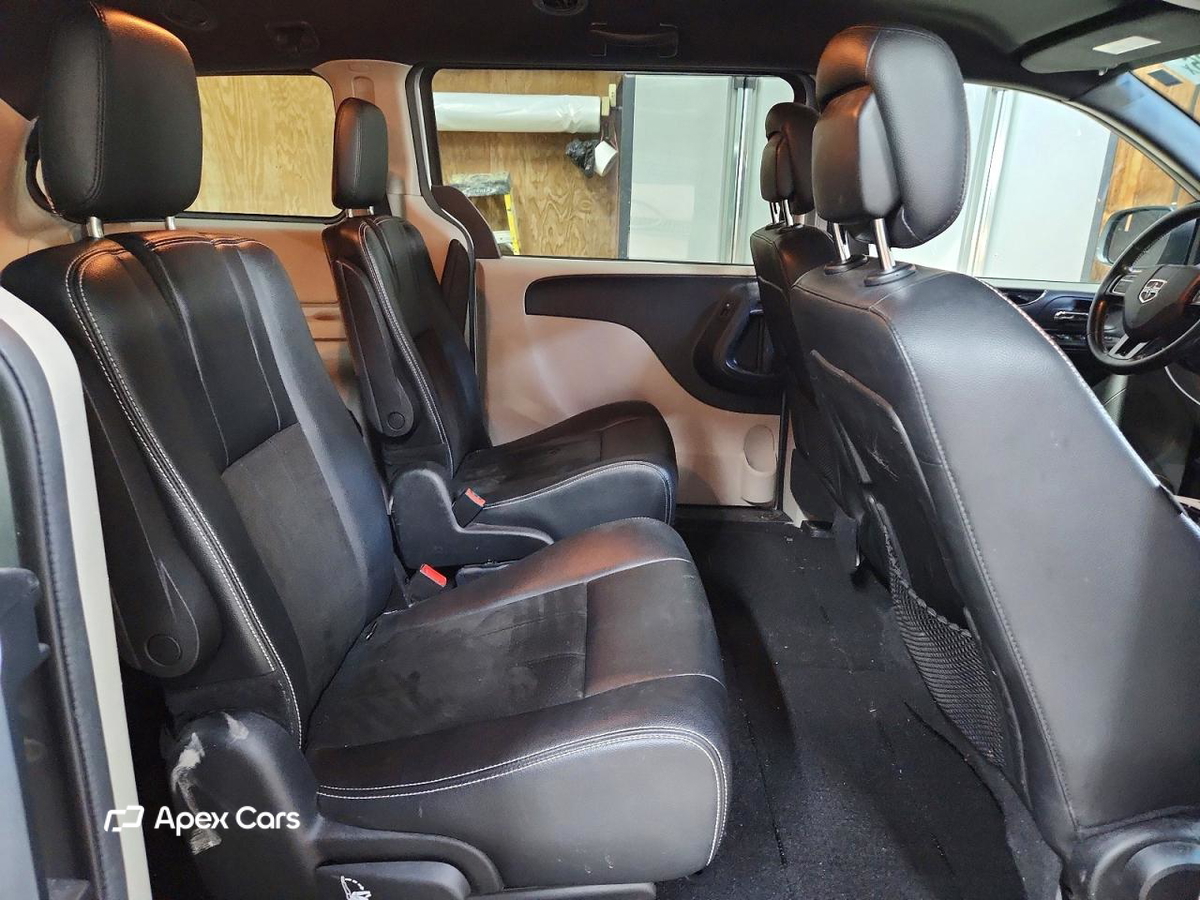 Dodge Caravan 2019