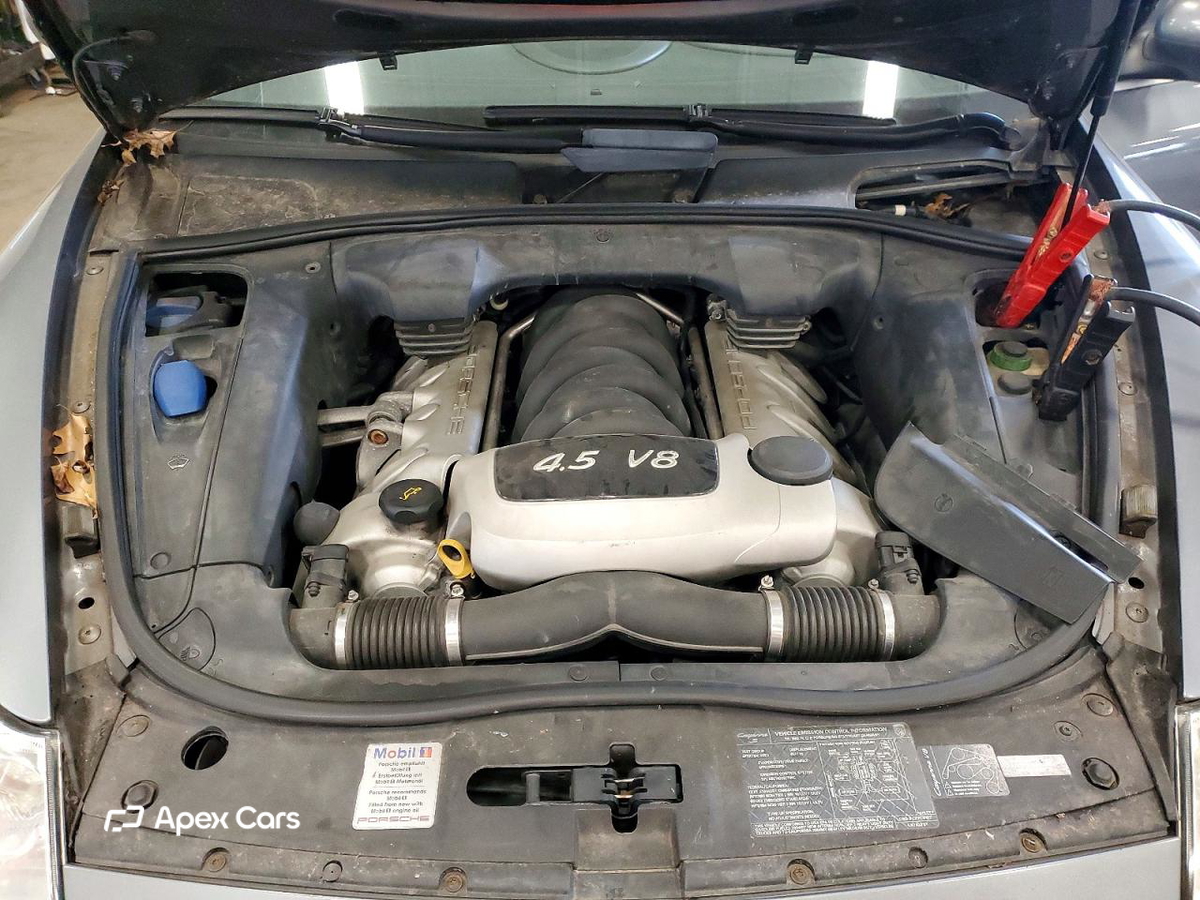 Porsche Cayenne 2004