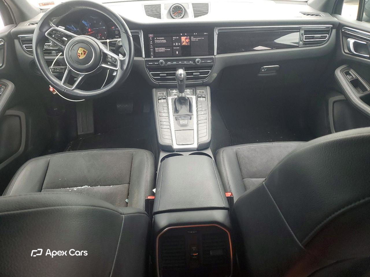 Porsche Macan 2021
