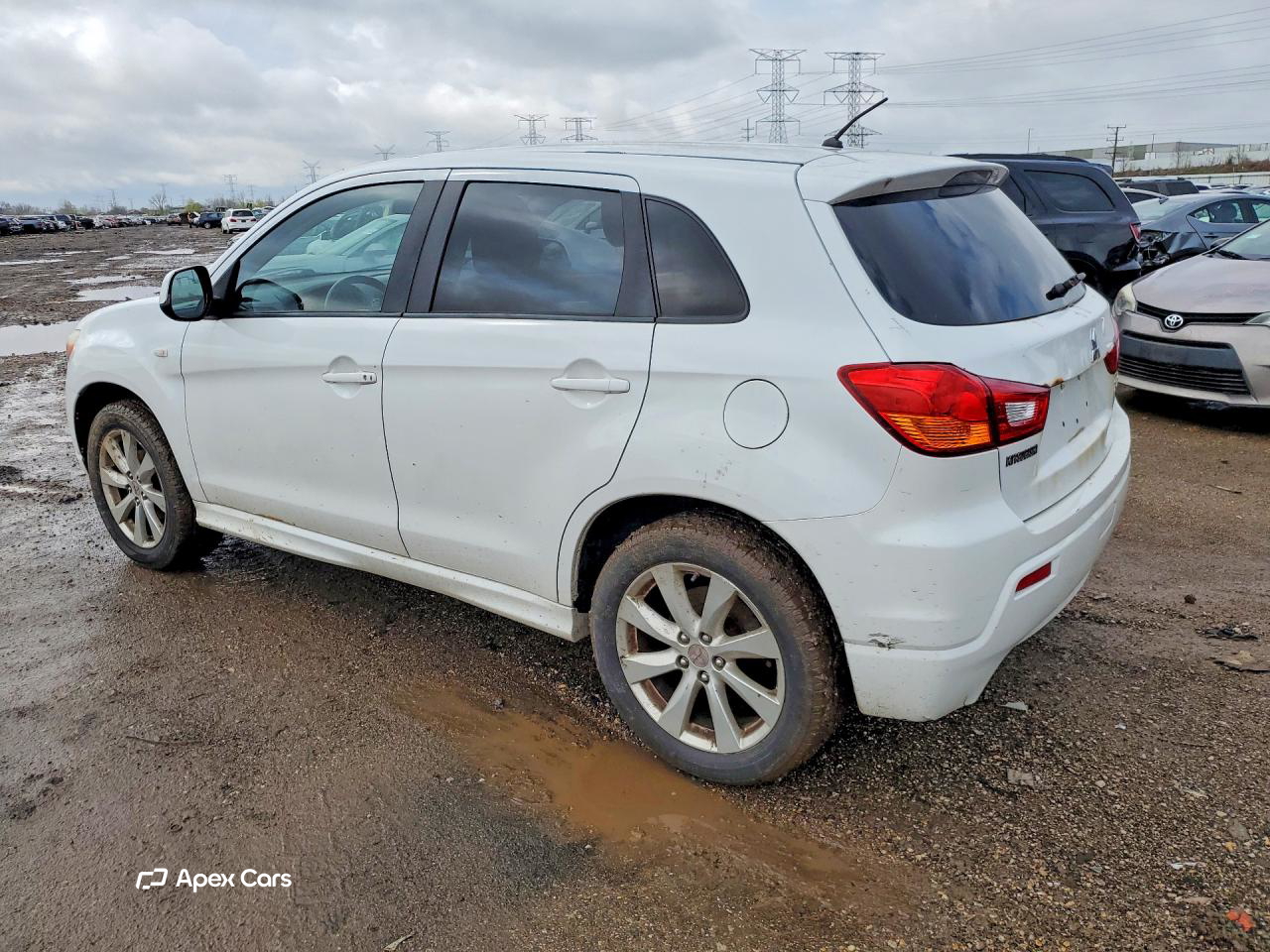 Mitsubishi Outlander 2012