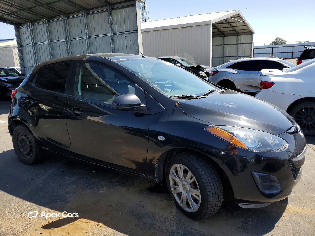 Mazda 2 2014