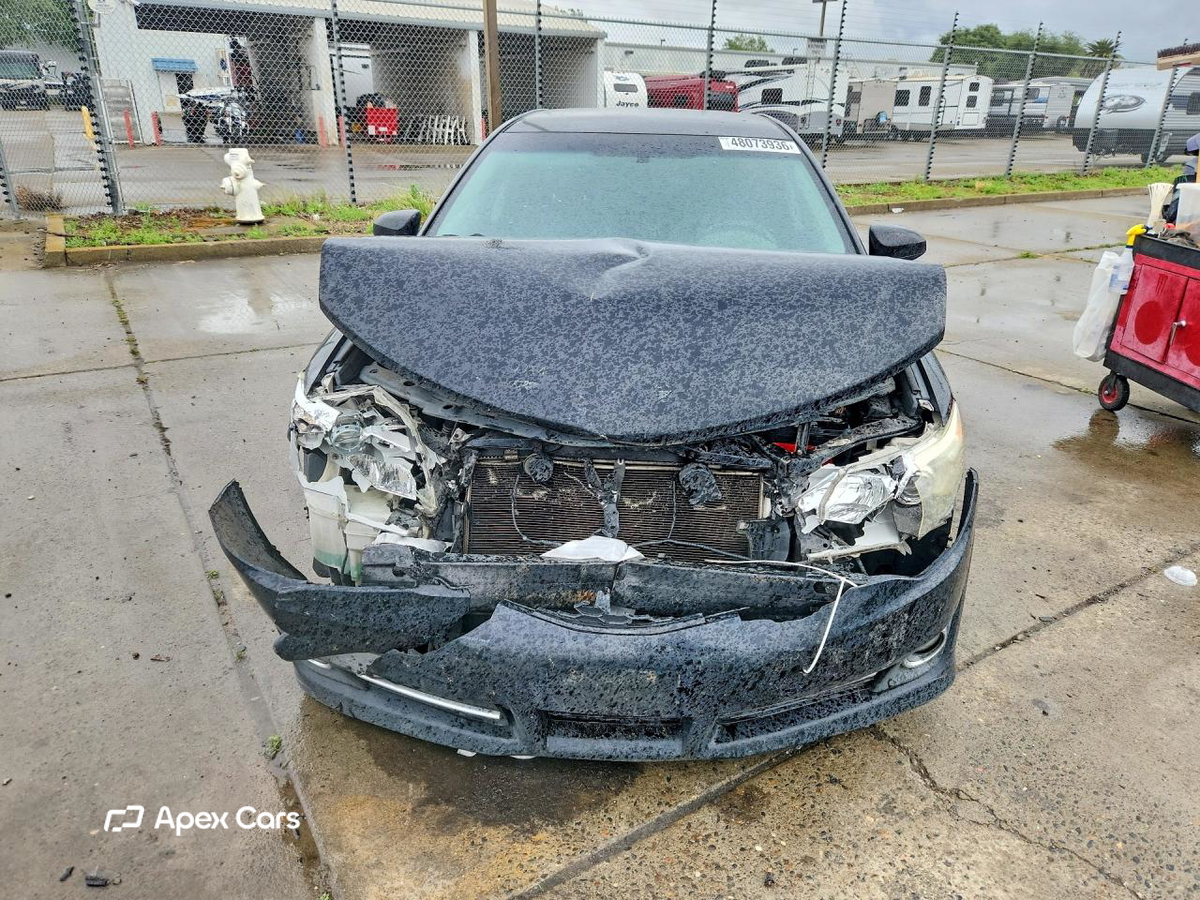 Toyota Camry 2012