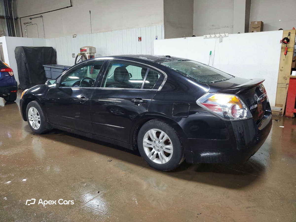 Nissan Altima 2010