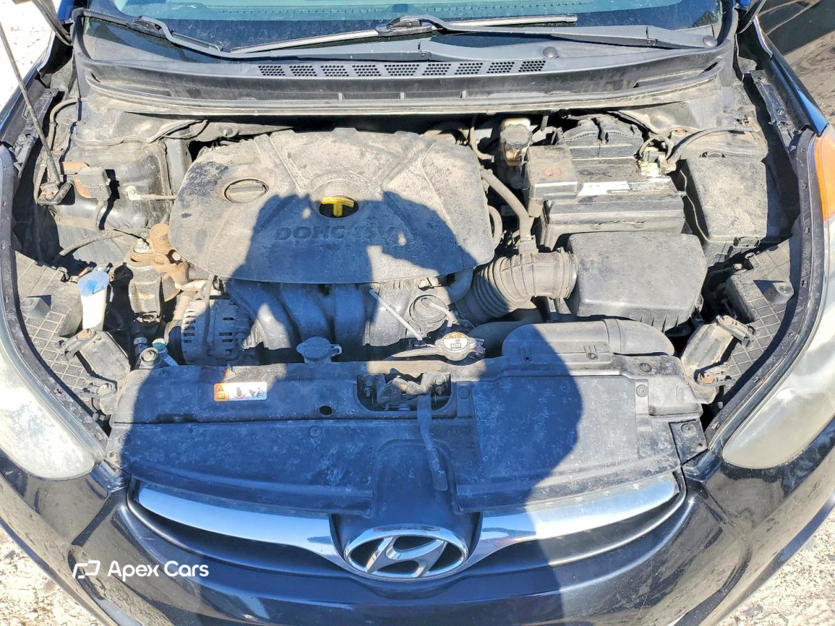 Hyundai Elantra 2013