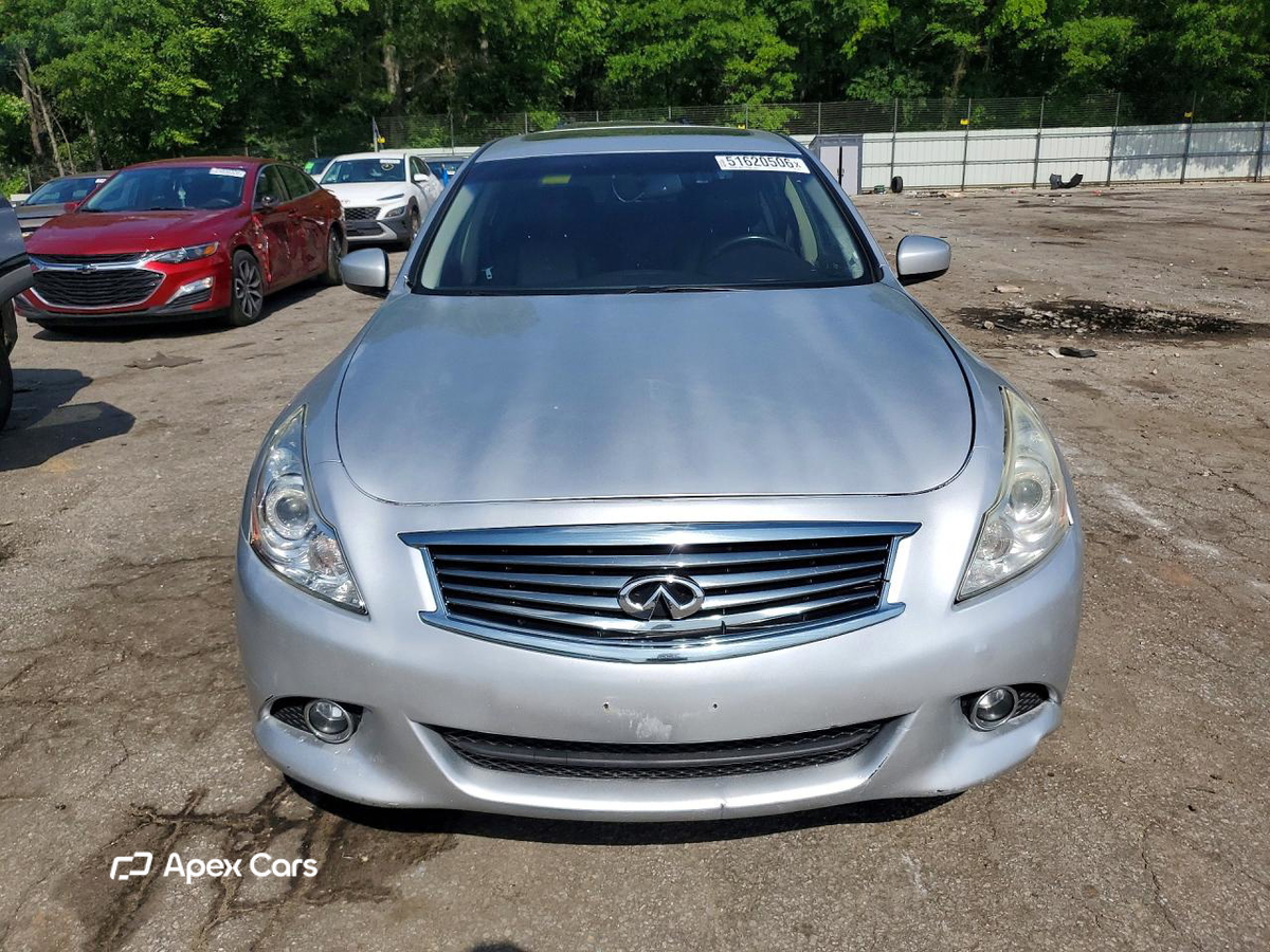 Infiniti G 2013