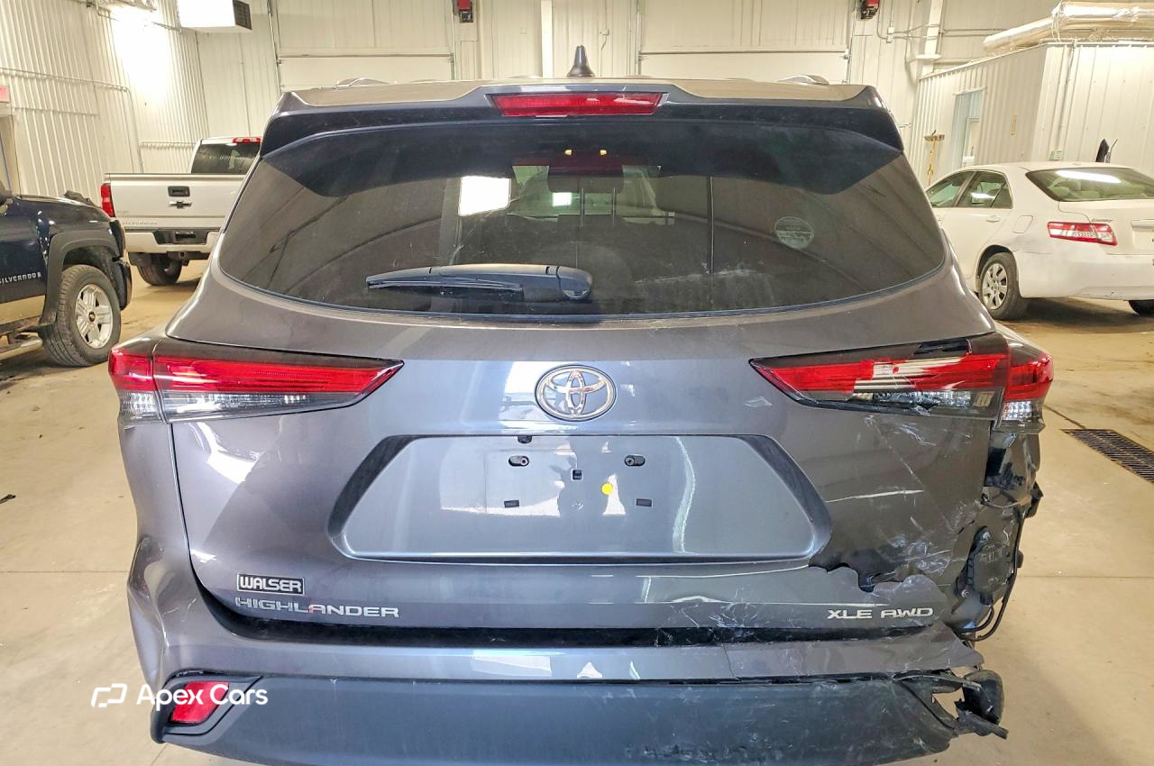 Toyota Highlander 2021