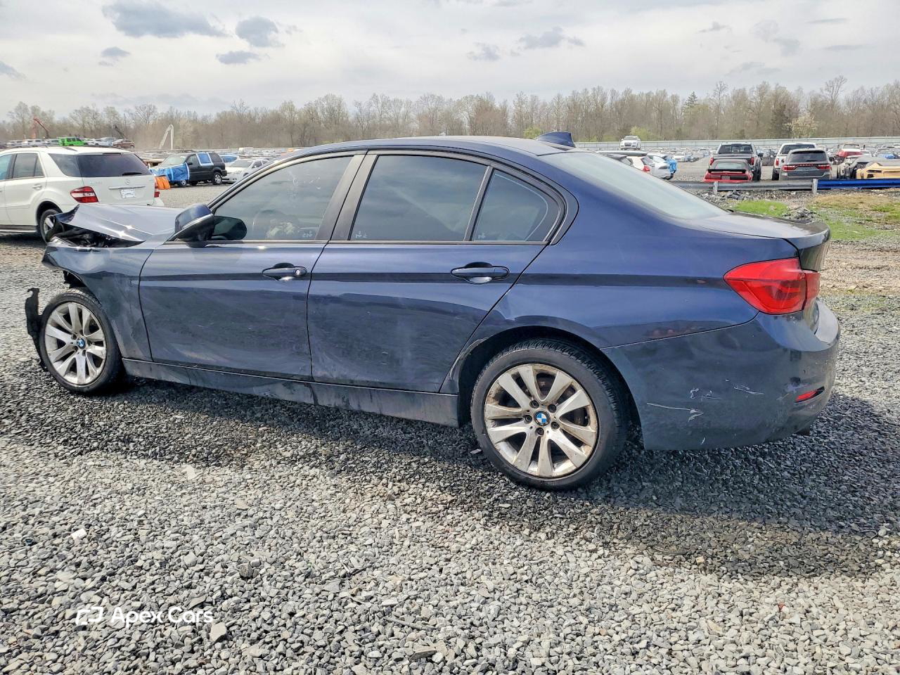 BMW Series 3 2016