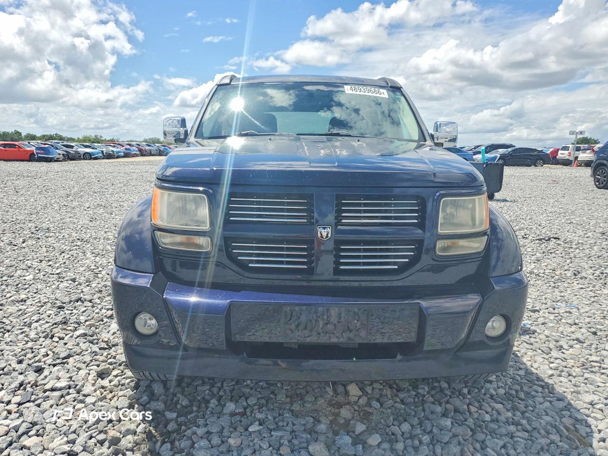 Dodge Nitro 2011